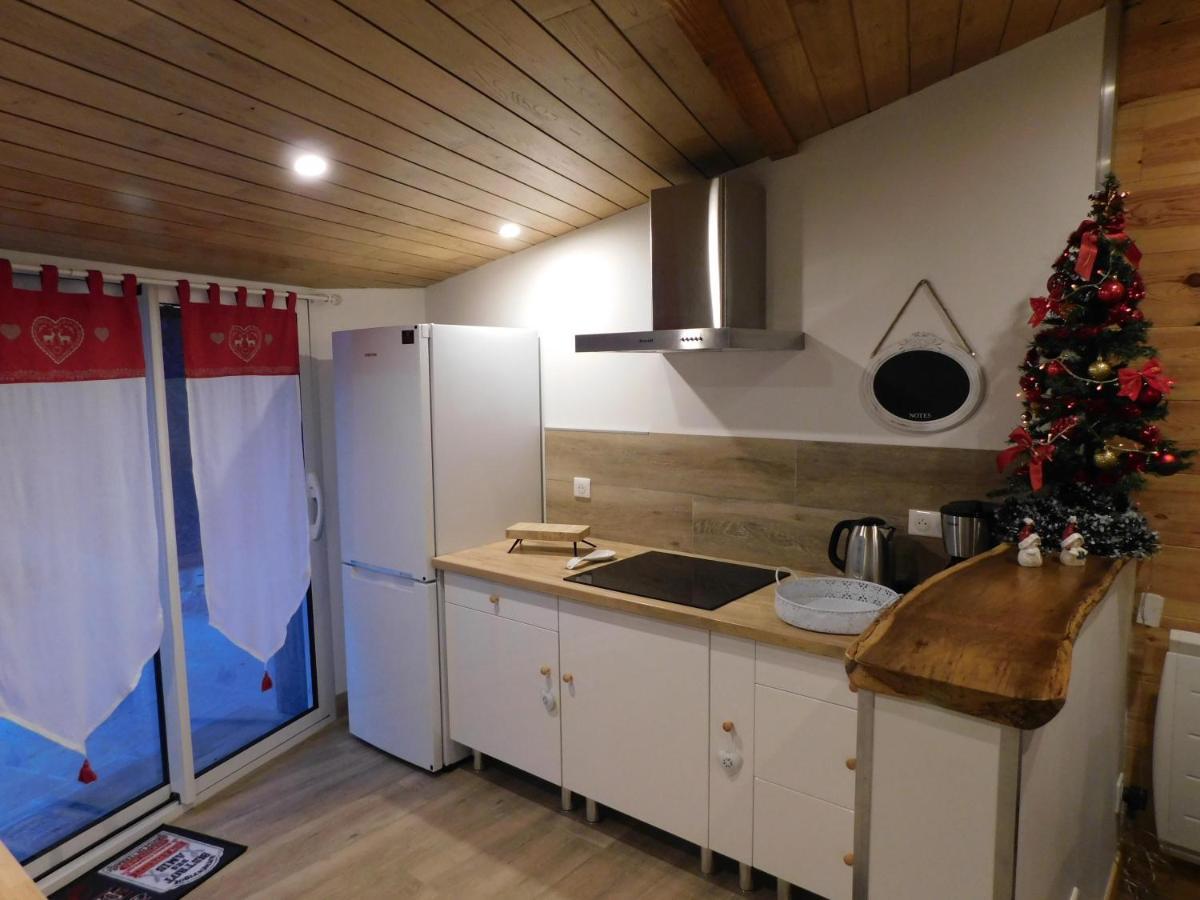 logement paisible à la campagne  Aubarede Esterno foto