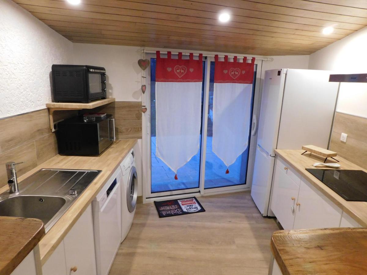 logement paisible à la campagne  Aubarede Esterno foto